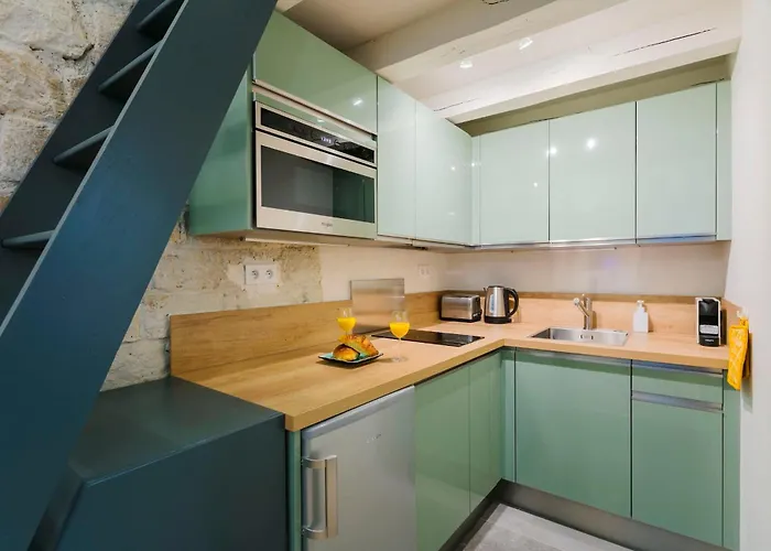 Apartamento Jardins Des Champs-elysees - Cityapartmentstay Paris